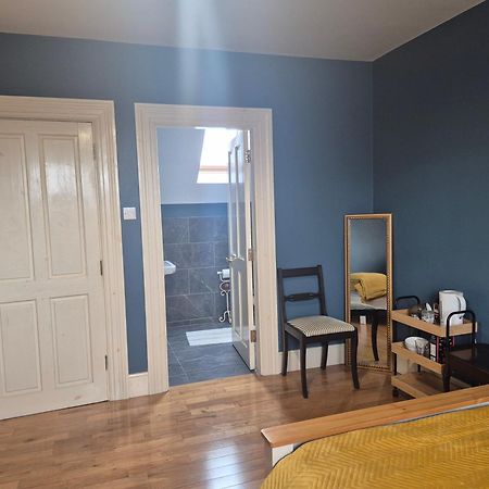 Ballinasloe Guest House In The Heart Of The Country Exterior foto